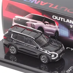 1/64 Scale Mitsubishi Outlander 2023 Crossover SUV Car Diecast & Vehicles Metal Model Toys Black Souvenir Childrens Collectibles