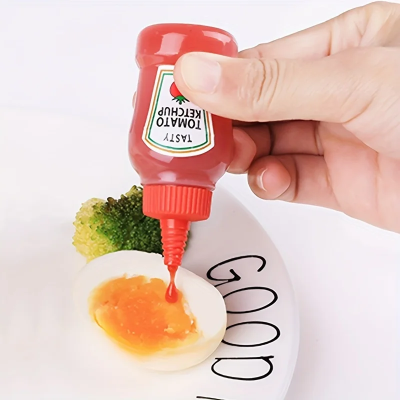 4/8pcs Mini Condiment Squeeze Bottles 25ml Honey/Ketchup/Soy Sauce/Salad Dressing Dispensers Lunchbox Squeezable Containers Jars