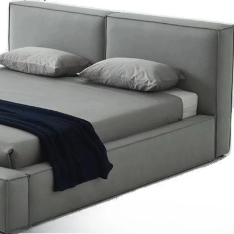 

Italian, minimalist, square bed, bedroom, leather, modern, minimalist, master bedroom