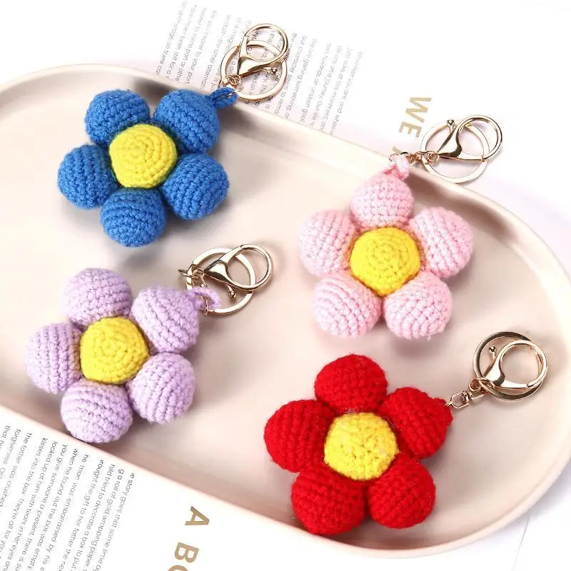1 Stück, hübscher, handgefertigter Schlüsselanhänger mit gehäkelter Blume, kreativer, geflochtener Blumenanhänger, künstliche Pflanze, Geschenk. – Detail 1