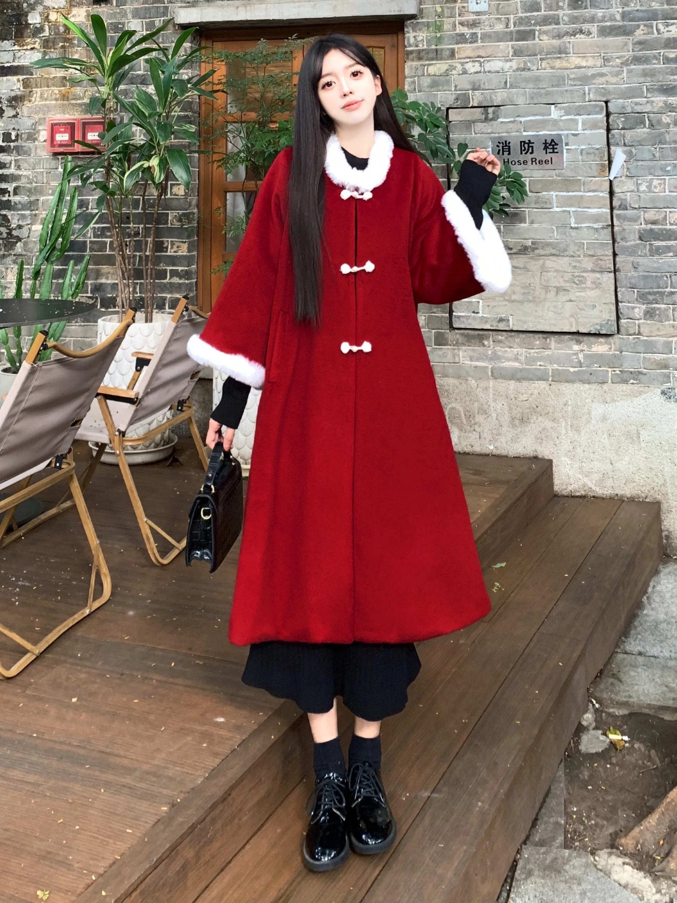 Cappotto rosso neocinese retrò Colletto sfocato di nicchia Capispalla di media lunghezza addensato caldo e ampio Top da donna Inverno Capodanno Stateme