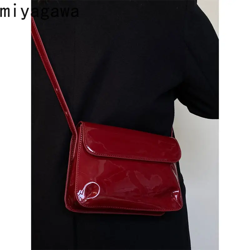 Miyagawa Retro Red Lacquer Leather Fashion Underarm Small Square Bag Women\'s 2024 New Versatile Handheld Shoulder Crossbody Bags