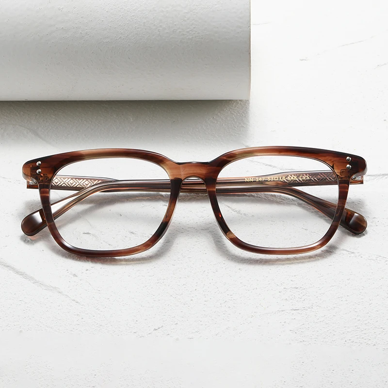Business commuting glasses frame in retro tortoiseshell color, fashionable and artistic youth trend square-round optical glasses