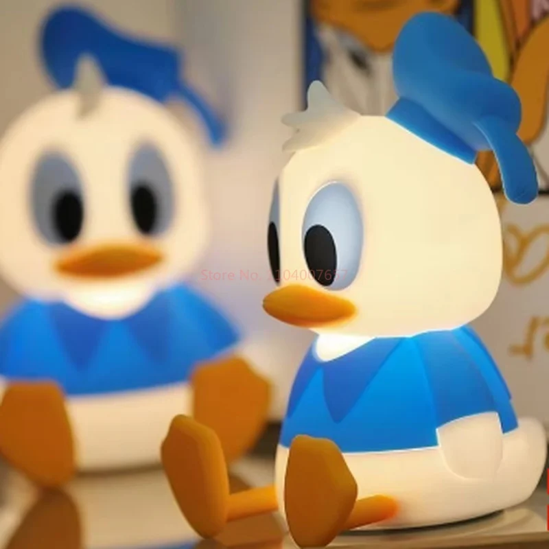 Lámpara de noche de Mickey Pato Donald de Disney, adorable protección de ojos, lámpara cálida, animación, versión Q creativa, regalo de compañero para dormir