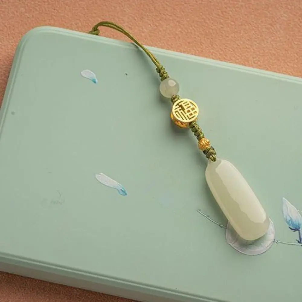 Porte-clés créatif en jade Hetian naturel, pendentif de personnalité, pendentifs clé de la tranquillité, chaîne de téléphone portable vert paix pour homme