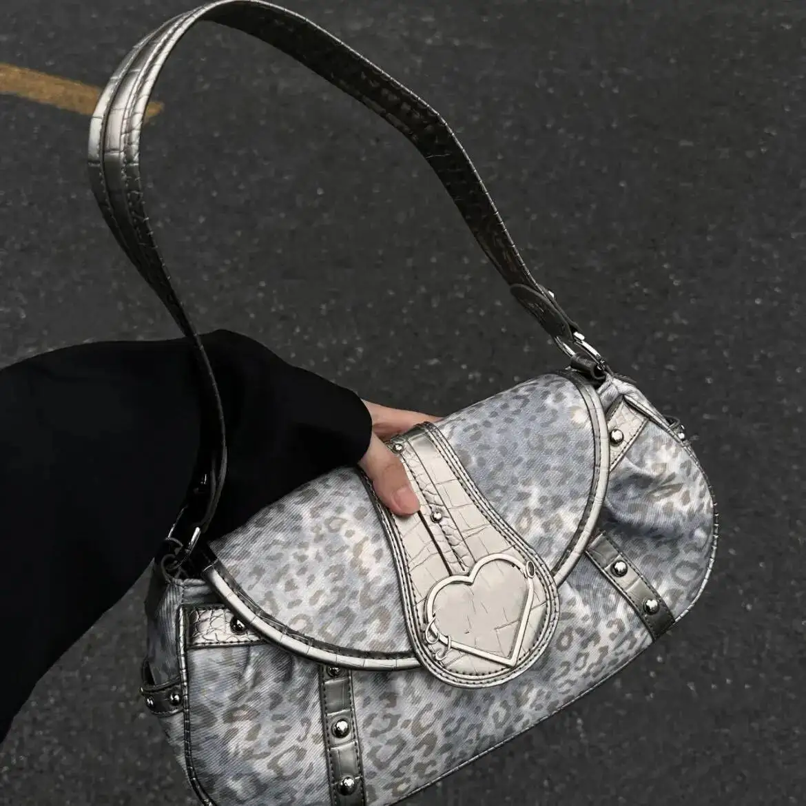 Bloom Leopard Print Y2k Handbag Women Hot Girl Heart Large Capacity Sier Shoulder Bags Purse Ladies Vintage Crossbody Bag