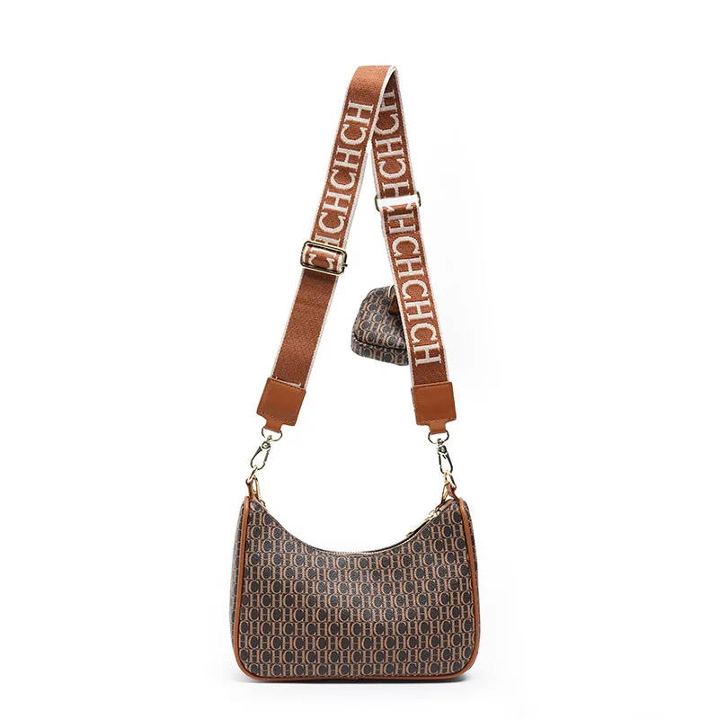 حقيبة كارولينا هيريرا 2025 تحت الإبط للنساء - حقيبة كتف قمر الهلال الفاخرة مع حزام سلسلة قابل للتعديل وتصميم بسيط