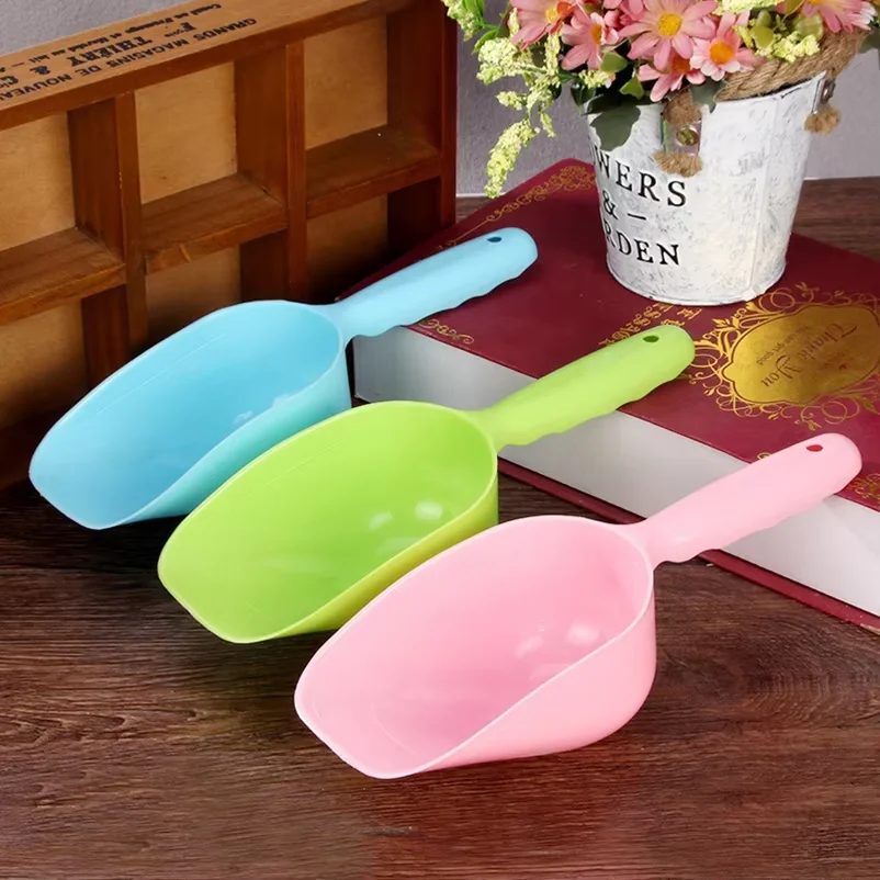 

New popular plastic large capacity pet food spoons for cats and dogs multi-color pet feeding shovels