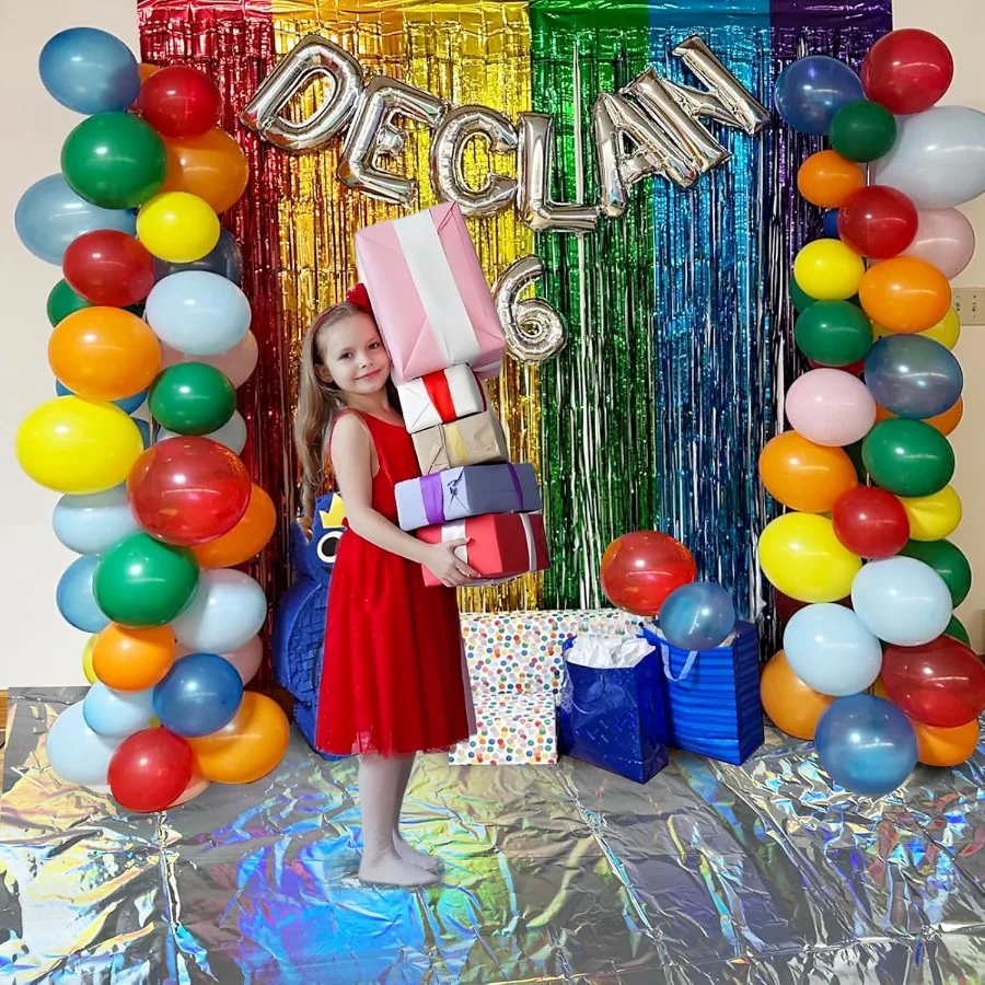 مفرش المائدة قزحي الألوان لتزيين الحفلات 4 عبوات 54 بوصة × 108 بوصة مفارش المائدة البلاستيكية للاستعمال مرة واحدة لعيد الميلاد ديسكو ليزر فضي مستطيل