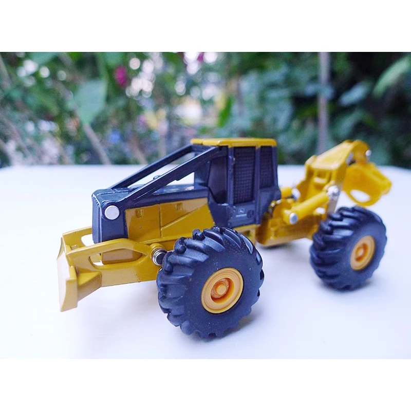 ERTL Diecast 1:64 Scale Logging Machine Alloy Engineering Car Model Limited Edition Boy Collection Souvenir Gift Static Display