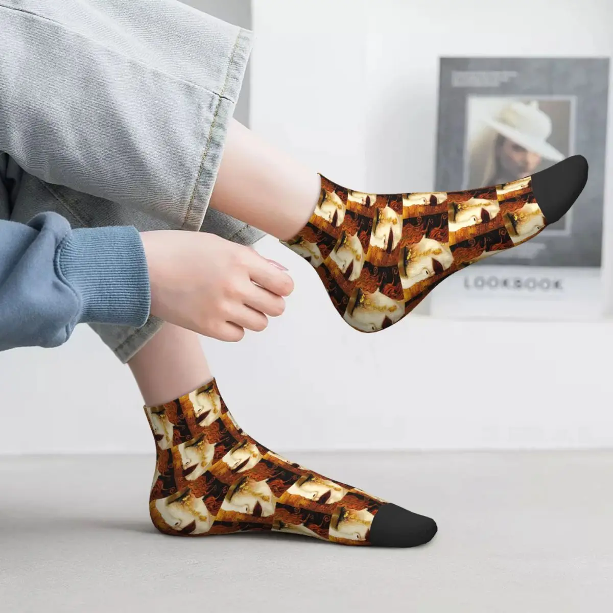 

Klimt Golden T Socks Harajuku Sweat Absorbing Stockings All Season Socks Accessories for Unisex Gifts