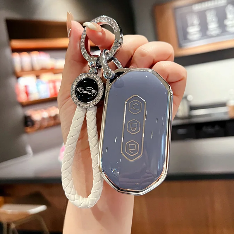 Fashion Keychain Set for Wuling, Glossy TPU Key Cover with Rhinestone Pendant or Metal Frame, for Victory 2022-2023 Models