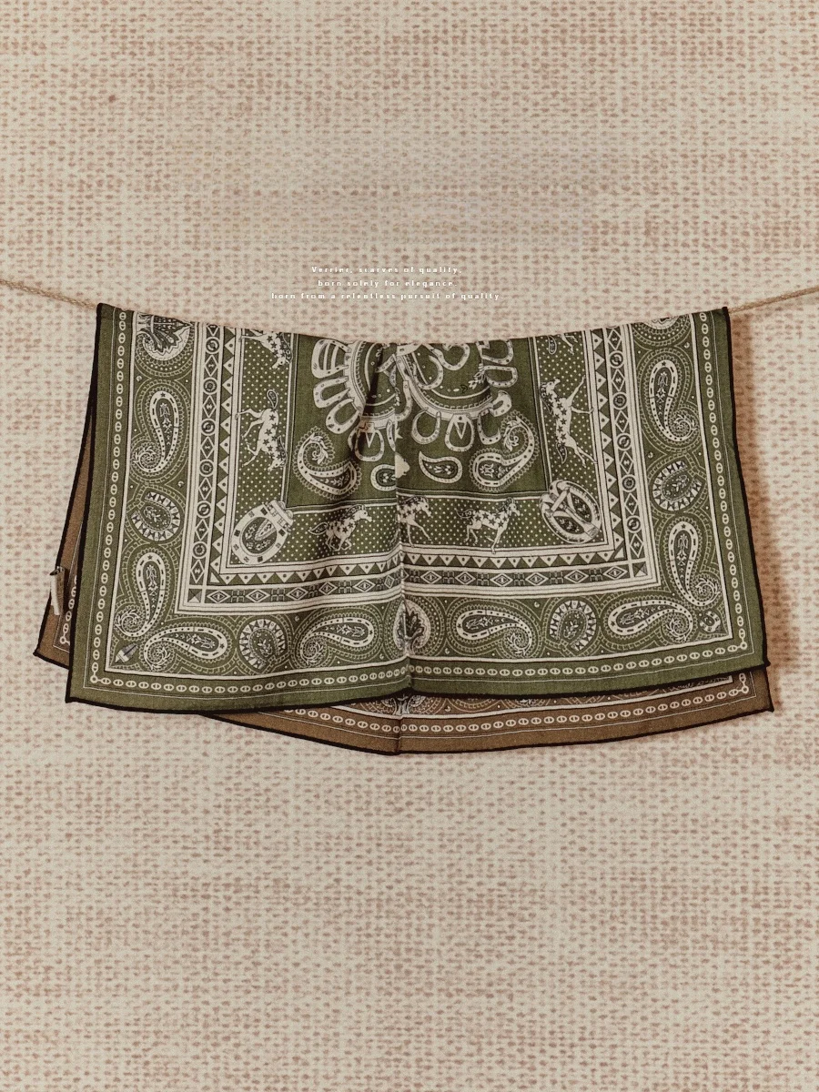 ペイズリー-カシューナッツ-ヴィンテージスタイル-シルクウールスカーフ-レディース-秋冬-高級感-ネックスカーフ-スクエアスカーフ-65cm