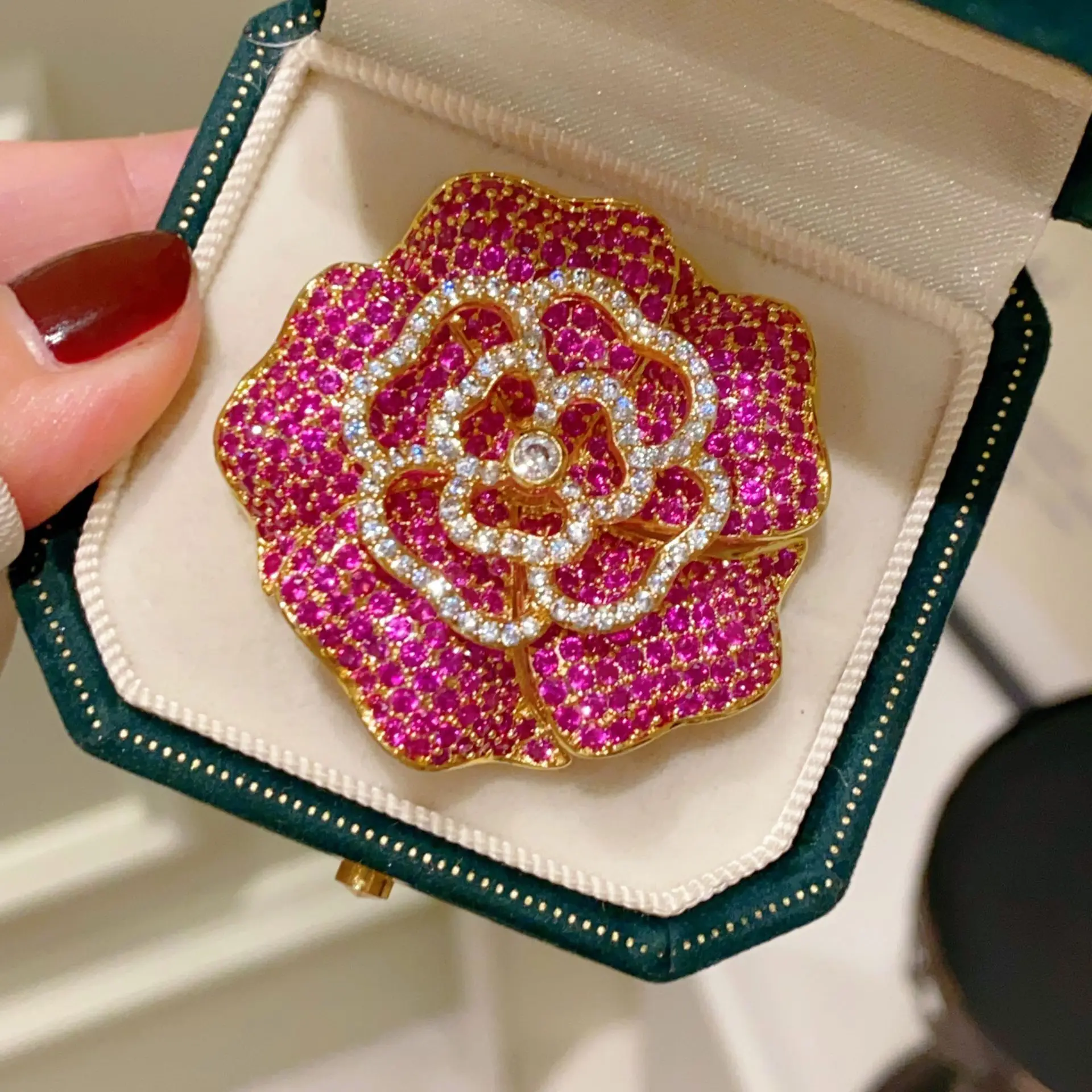 OKILY Luxury Zircon Colored Camellia Brooches Elegant Bouquet  Maple Leaf Butterfly Grape Broche for Women's Cheongsam Suit Pins