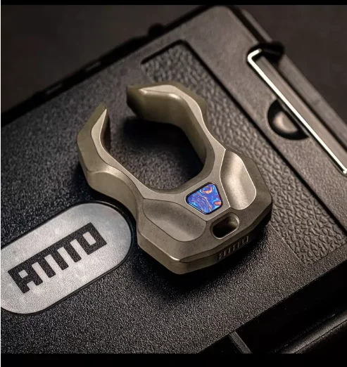 

used edc Ammo Singularity Fork TC21 Titanium Ceramic Coating+Titanium Horse Patch EDC Decompression Toy