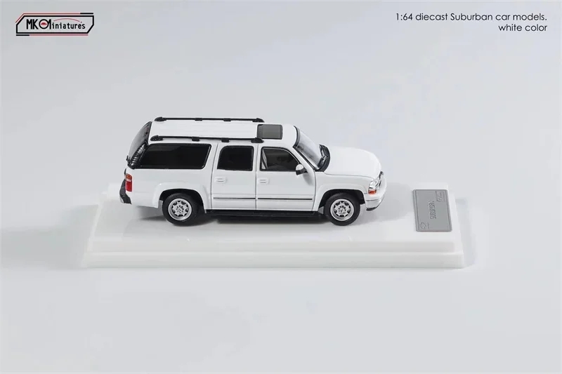 MK Miniatures 1:64 2003 Suburban white Diecast Model Car