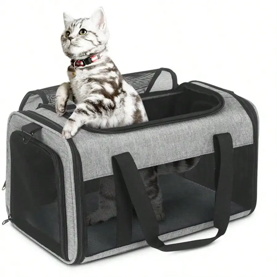 Transportador para gatos aprobado por aerolíneas, con bordes suaves y expandibles, medidas 17x11x11 pulgadas, adecuado para gatos y perros que pesen no más de 20 libras - Una bolsa de viaje plegable para mascotas con ventilación de malla, aberturas superiores y laterales, disponible en varios colores.