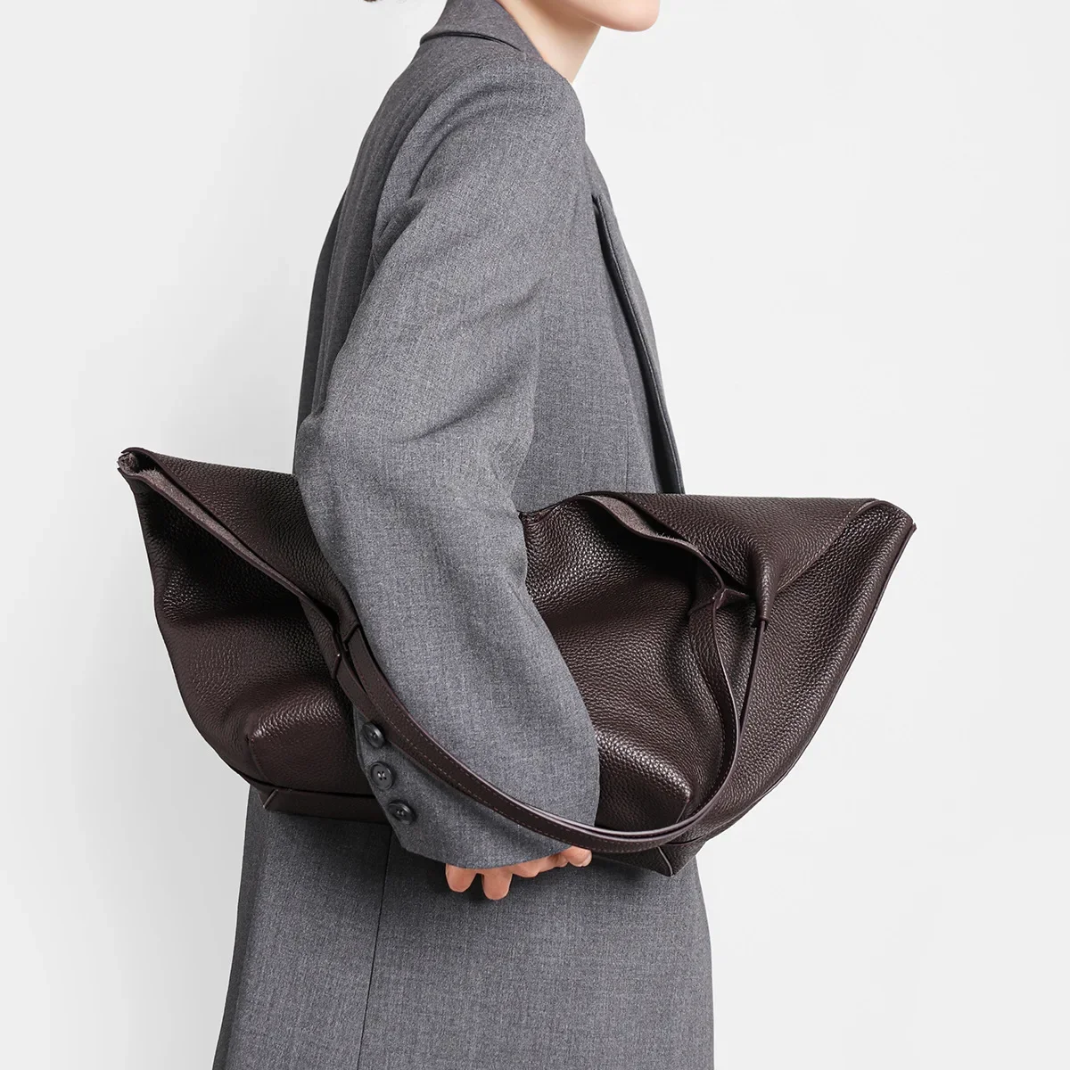 2026 New Fashionable Women's Large Capacity Underarm Mother Bag Famous Luxury Designer Buying Vegetable Bag