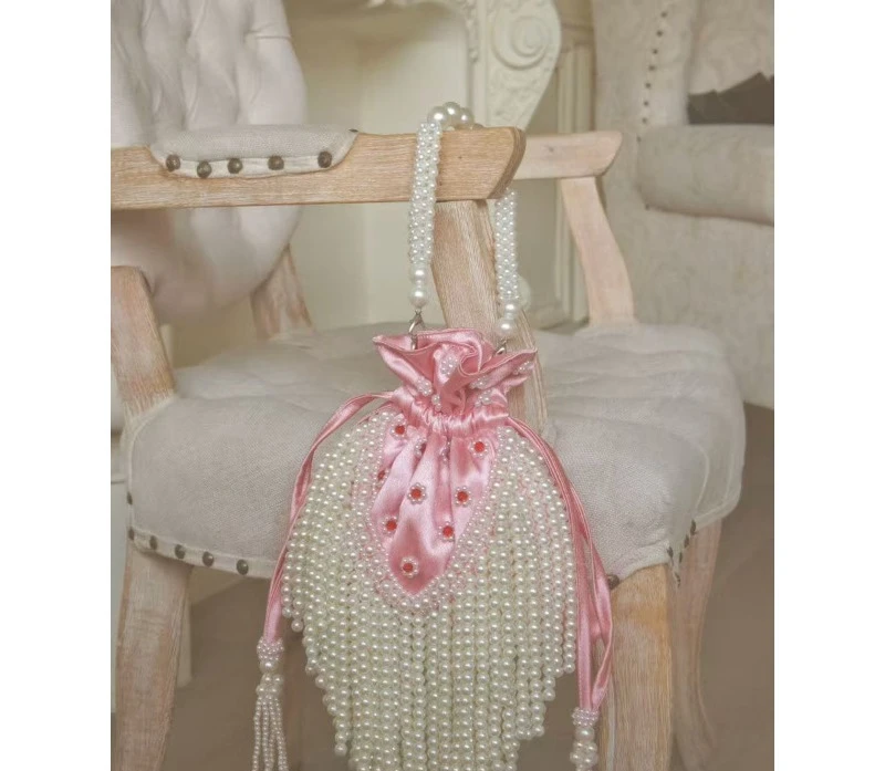 French retro handmade beaded fringed silk satin bucket banquet temperament clutch messenger bag