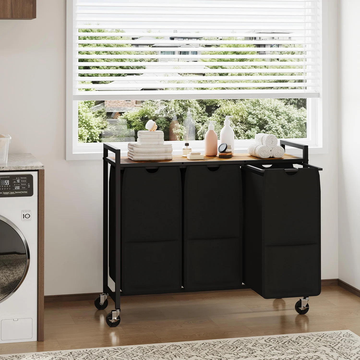 Cesto portabiancheria a 3 scomparti con struttura in metallo, capacità 120L, nero, con ruote, ideale per bagno e camera da letto, capacità 45kg