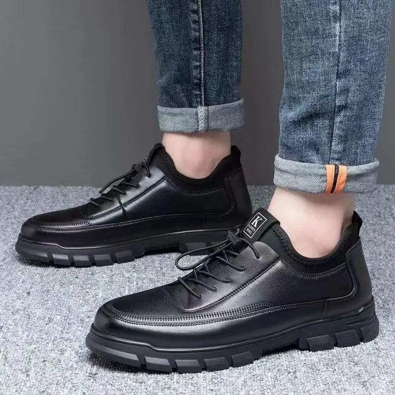 

Men's Stylish Versatile Glossy Casual Leather Shoes Low-Top Elastic Band Anti-Slip Wear-Resistant New Leather Footwear
