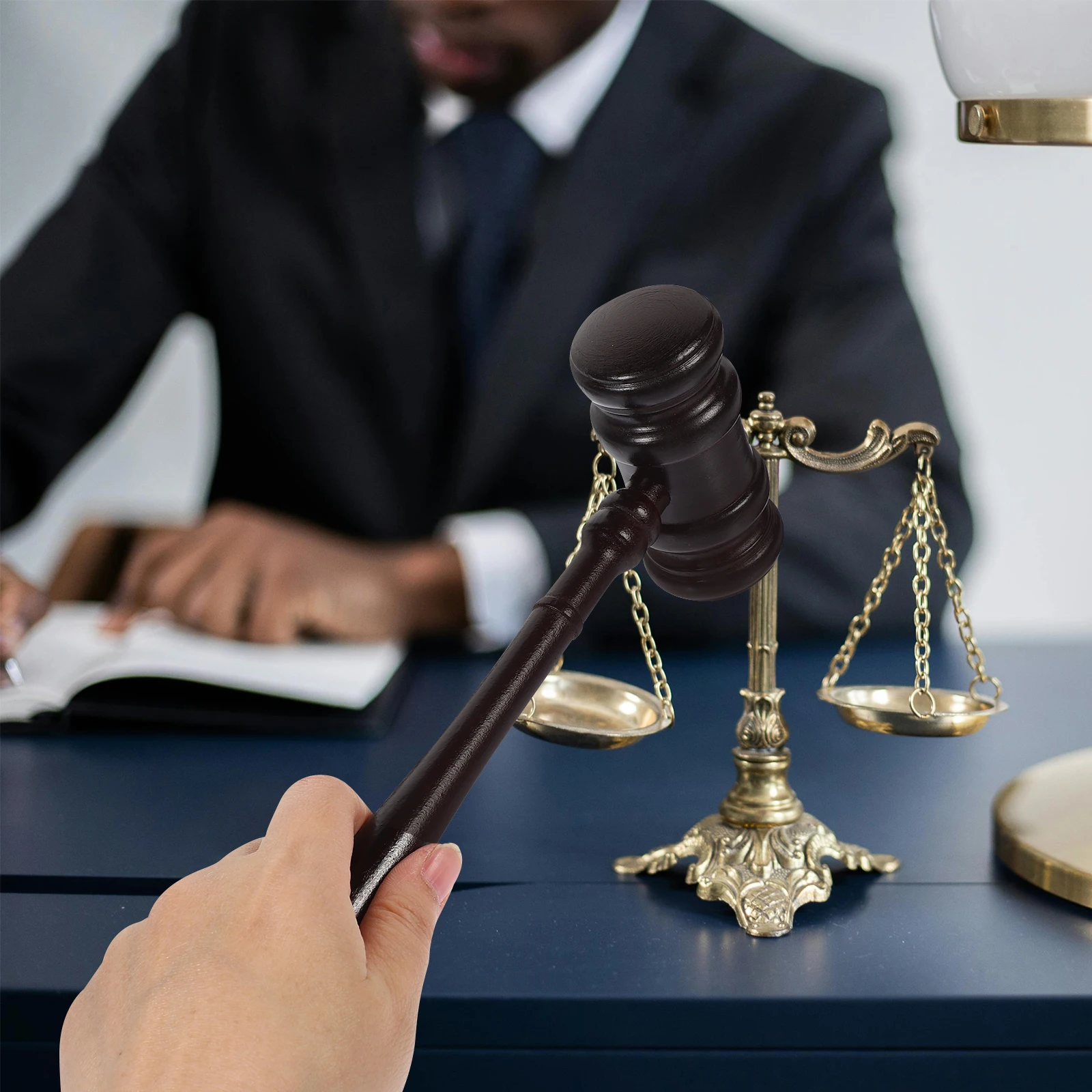 

Auction Hammer Gavel Hammer For Judge for Judge Lawyer Auctioneer Clear Sound Great Material Practical Design Tool