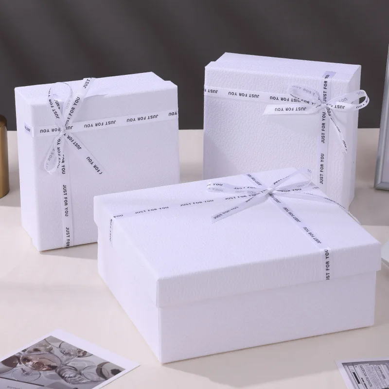 

Logo Luxury Wedding Birthday Jewelry Gift Premium Packaging White Boxes for Gift Sets with Ribbon Bowknot