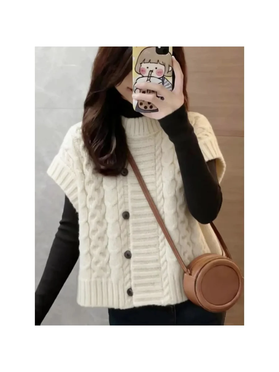  Minimalist High Collar Tweed Knitted Vest 2026 Autumn New Style Layering Personality Super Short Length Inner Wear