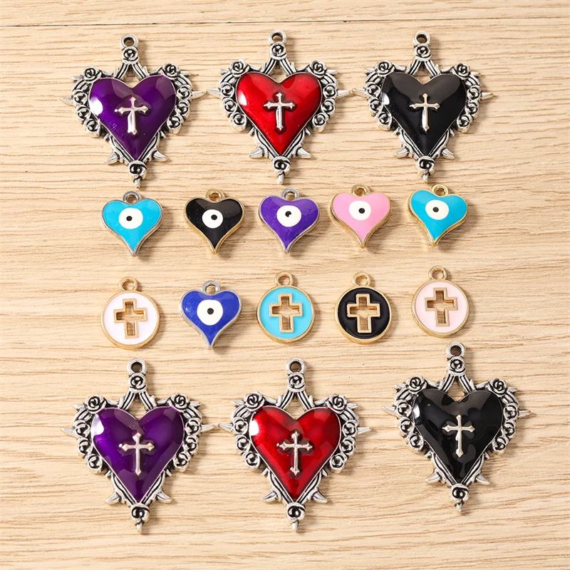 10 Stück niedliche, bunte Emaille-Anhänger in Form von Herzen und Kreuzen zum Basteln von Halsketten, Ohrringen, Armbändern und anderen Schmuckstücken. – Detail 1