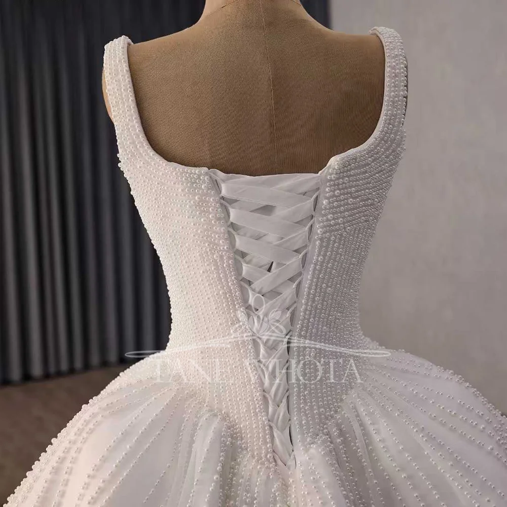 2026 Elegant Pearls Sleeveless Scoop Neck Lace-Up Back Ball Gown Wedding Dress Customized