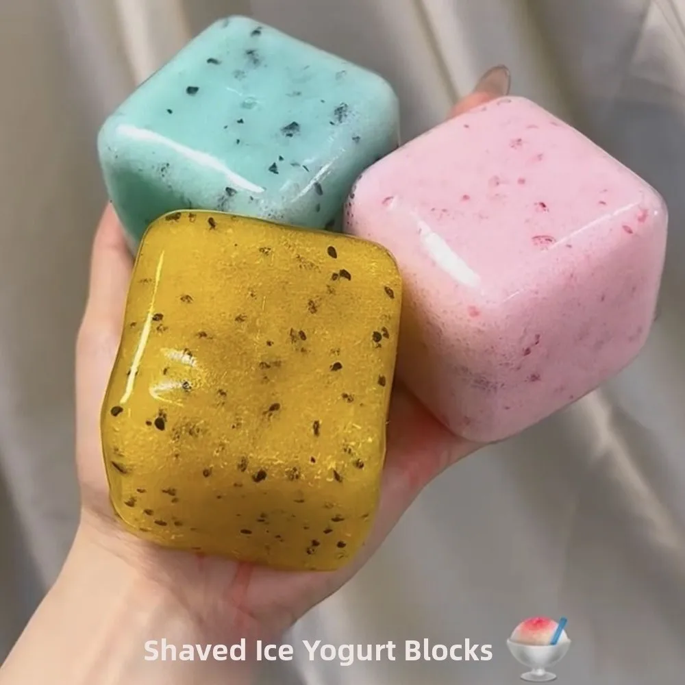 Serie di blocchi di yogurt di sabbia e ghiaccio, giocattoli da spremere, giocattoli creativi colorati a rimbalzo lento, cartoni animati TPR