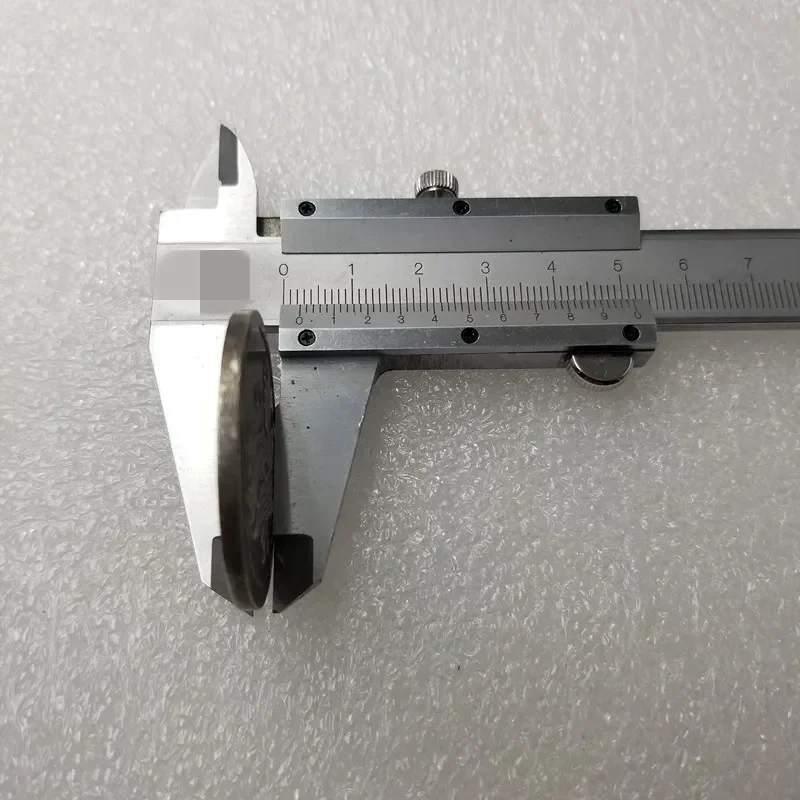 العملات المزخرفة الرومانية، نسخى من أوغسطس قيصر، عملات تذكارية مزخرفة، عملات غالبا