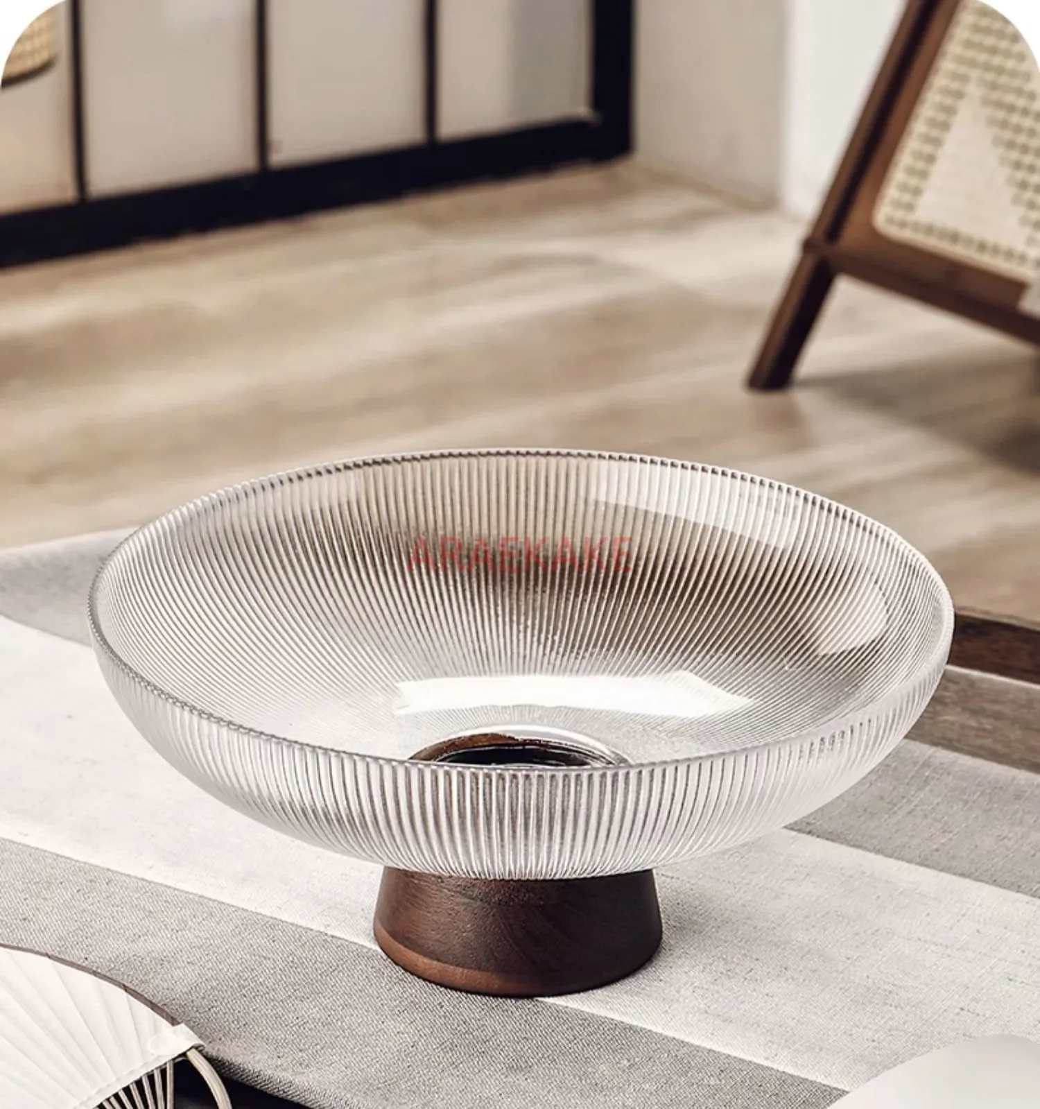 

High footed glass fruit plate, high-end home living room coffee table ornaments, large capacity dried fruit box, candy plate