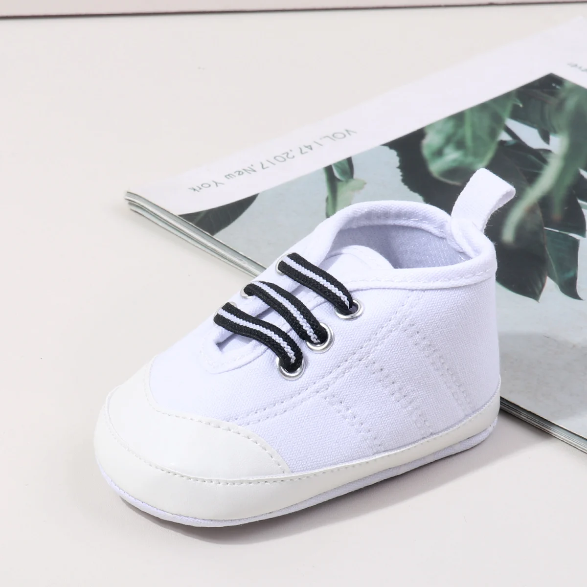 تصميم قماش للأطفال من عمر 0 إلى 18 شهرًا للأولاد والبنات أحذية المشي الأولى للأطفال الصغار للربيع والخريف مع أحذية قطنية ناعمة