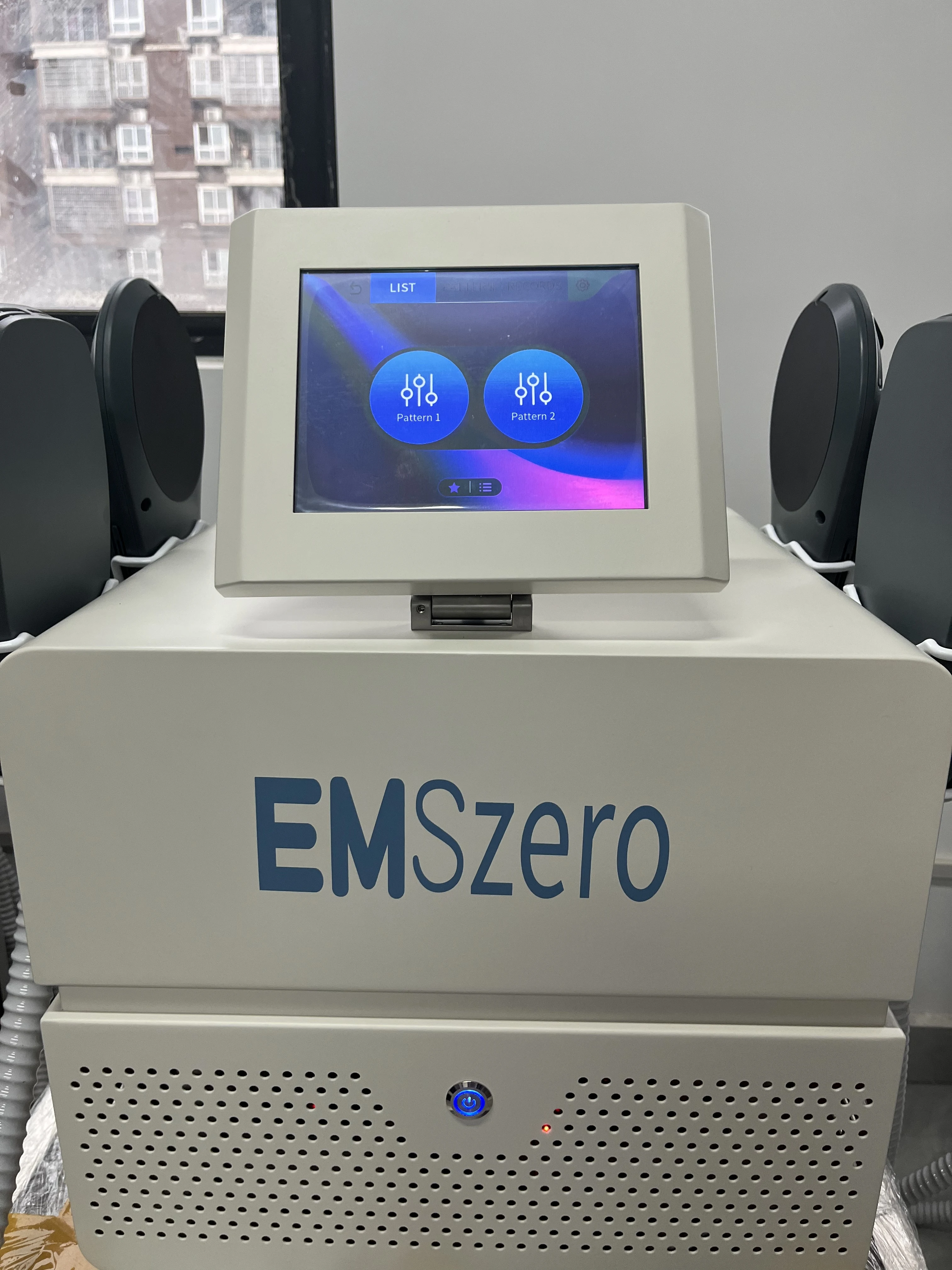 โรงงานราคา EMSzero Body Sculpting เครื่อง Shaping 6500W 200HZ EMS วิทยุความถี่ RF เครื่องกระตุ้นกล้ามเนื้ออุปกรณ์