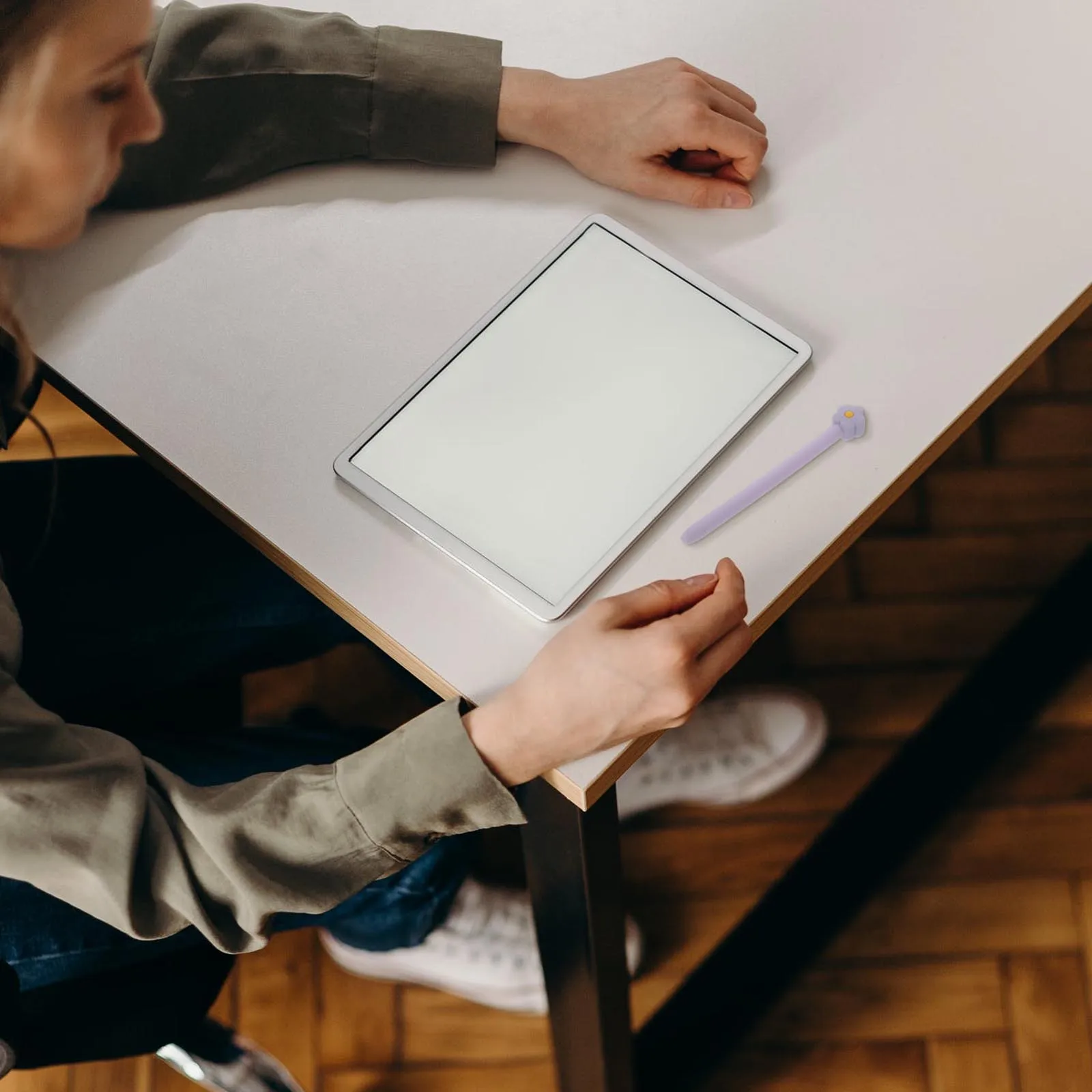 

Chic Silica Gel Cover For Pencil Anti-Fall Comfortable Grip Stylus Case Shock-Resistant Design Smooth Writing