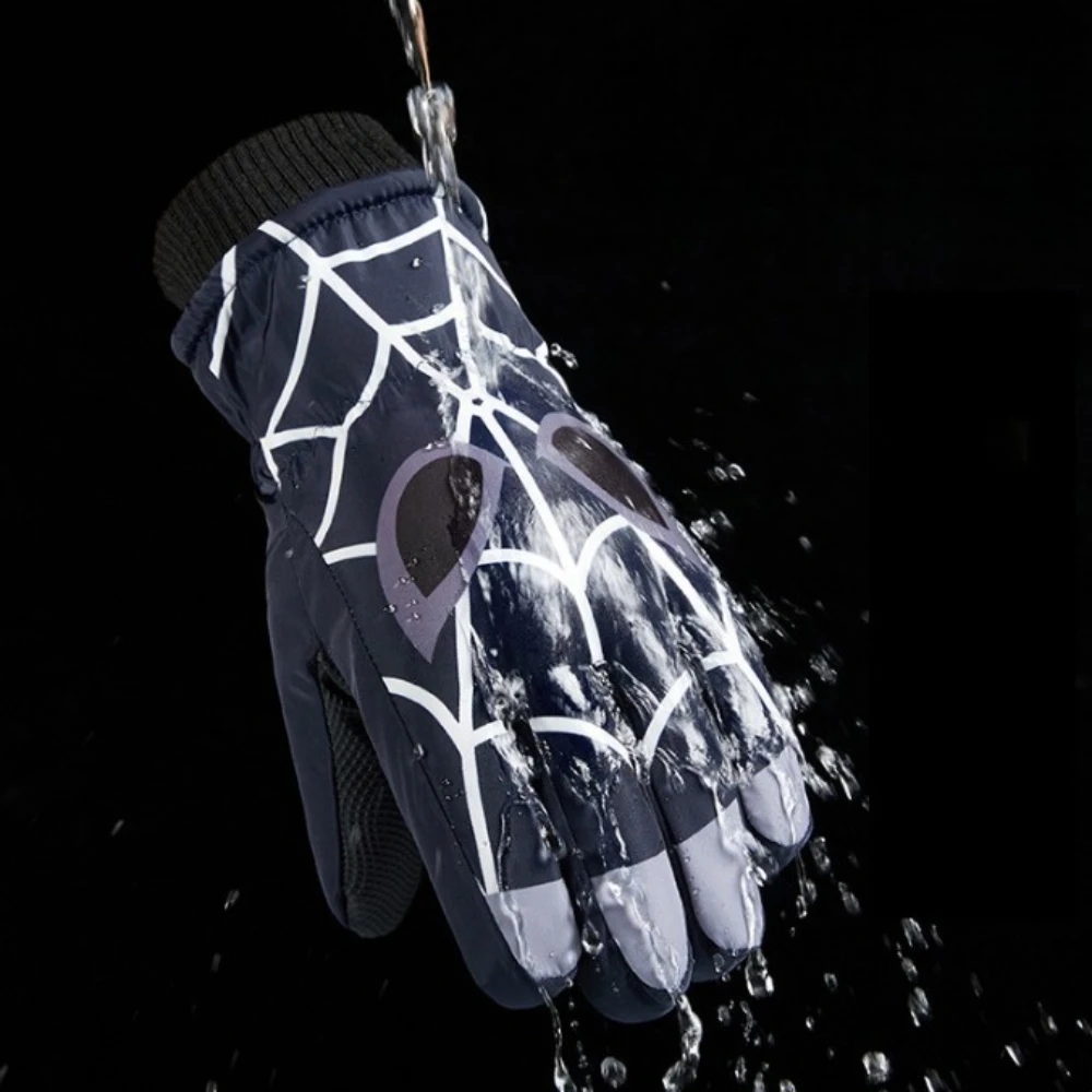 스파이더 맨 어린이 스키 장갑 야외 사이클링을위한 방풍 양털 장갑 멋진 만화 테마 따뜻한 장갑 어린이 선물