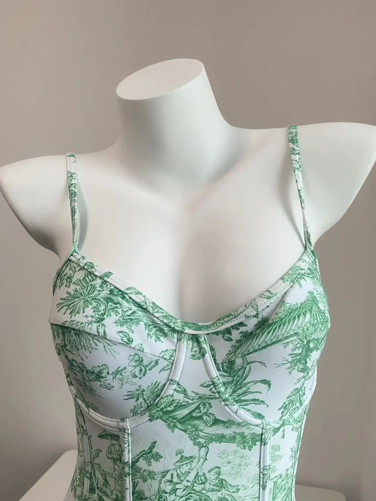 Bañador de una pieza con estampado Vintage para mujer, traje de baño femenino con realce, ropa de playa para verano, 2024