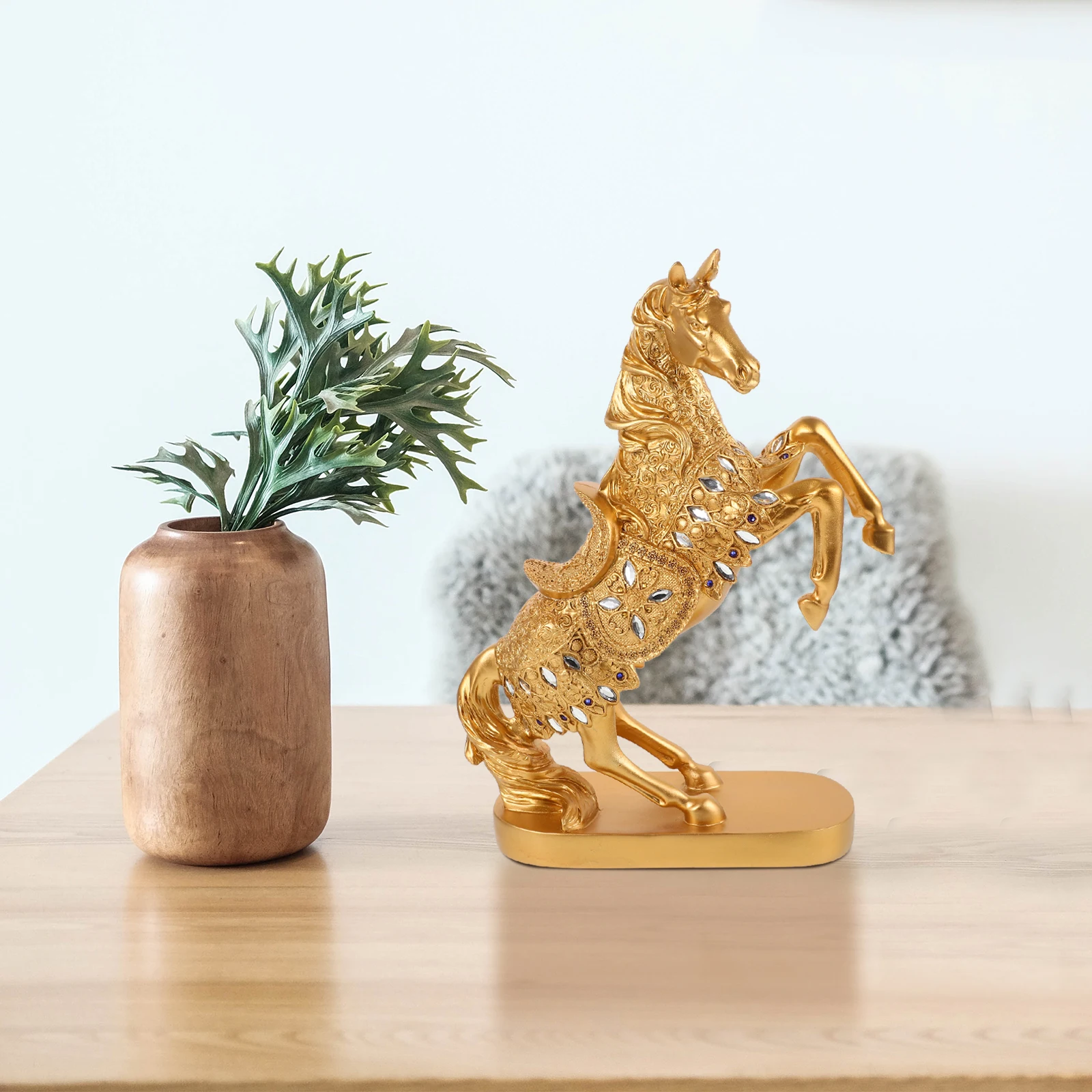

Resin Horse Statue Feng Shui Decoration White Modeling Craft Compact Size Practical Office Home Decor Gift