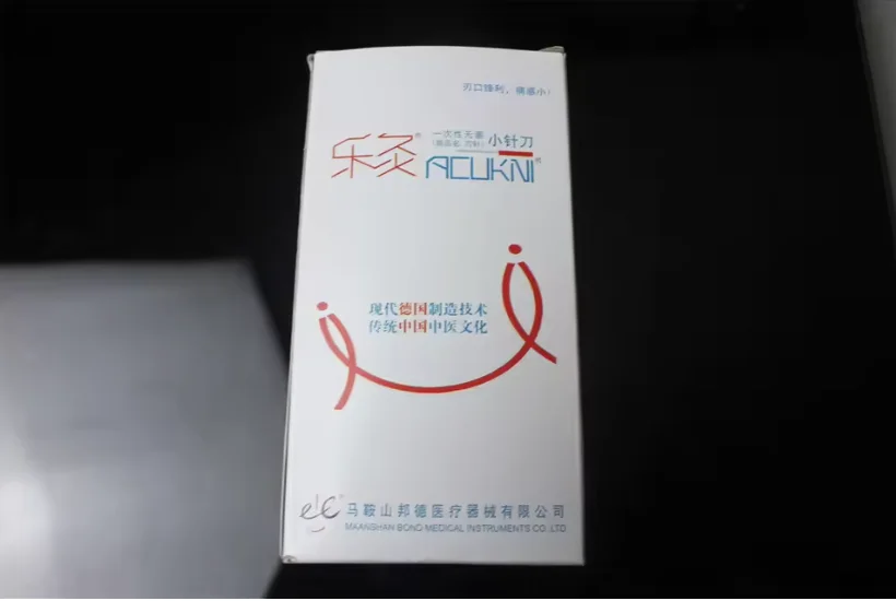 Acupuncture needle Flat scalp acupuncture ultra-fine Small needle knife medical with Plastic pipe sterile Blade needle acupoint