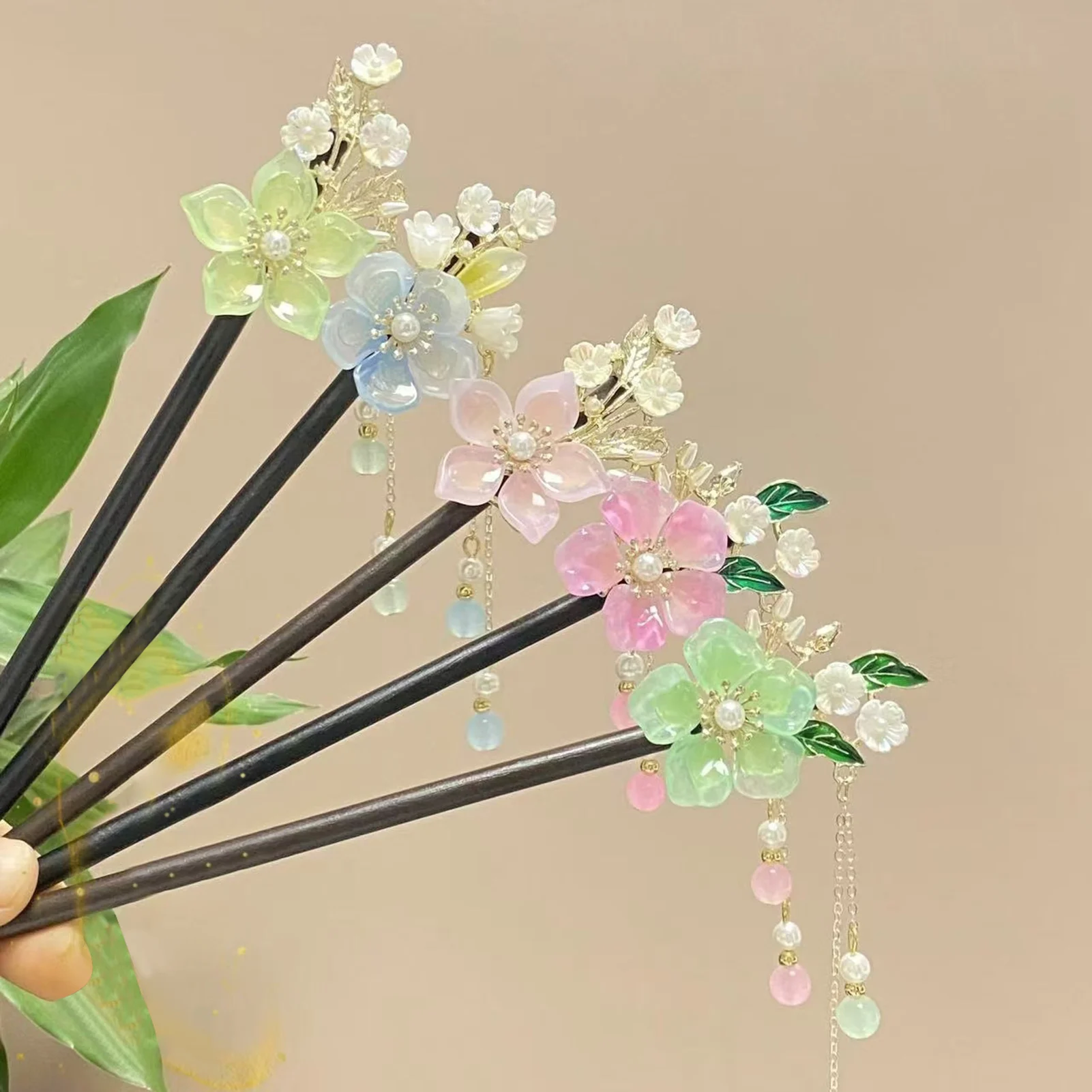 The New Peach-blossom Wooden H - огляд і ціна Women'S Accessories New Look