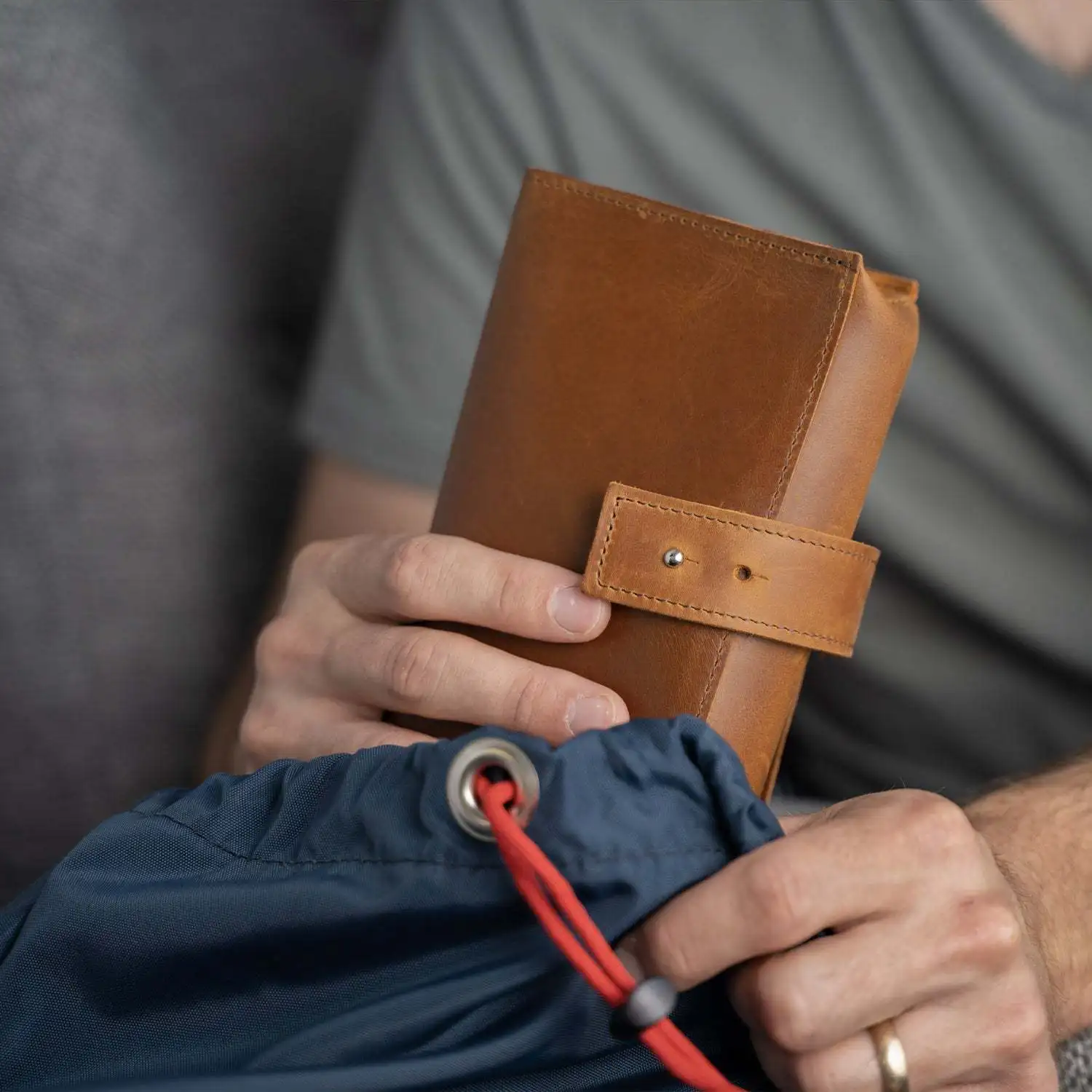 Bolsa Organizadora Portátil de 1 Peça com Múltiplos Compartimentos para Cabos, Carregadores e Mais - Bolsa Organizadora de Viagem Durável