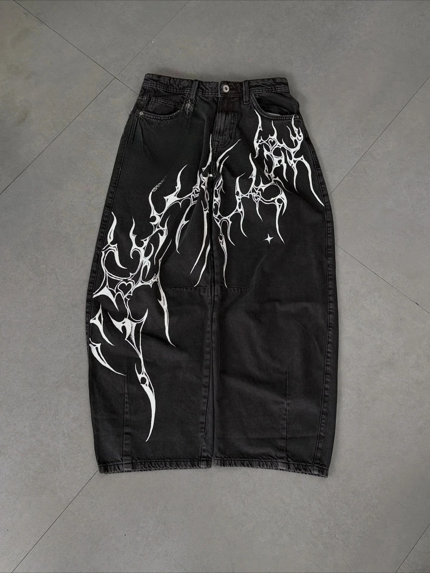 

Y2K Hip-hop Jeans Vintage Straight Leg Denim Pants Streetwear Graffiti Print Casual Wide Leg Trousers Baggy Daily Wear Jeans
