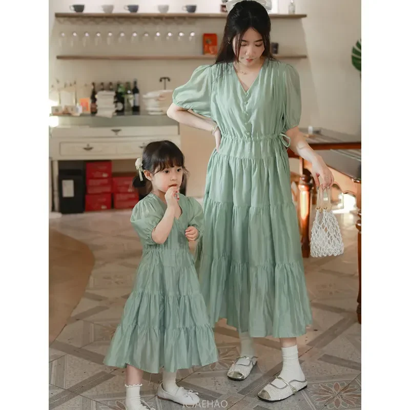 

New Mother and Daughter Elegant Dresses for Women Mommy and Me Matching Clothing Mom and Baby Girls Equal Dress White Green