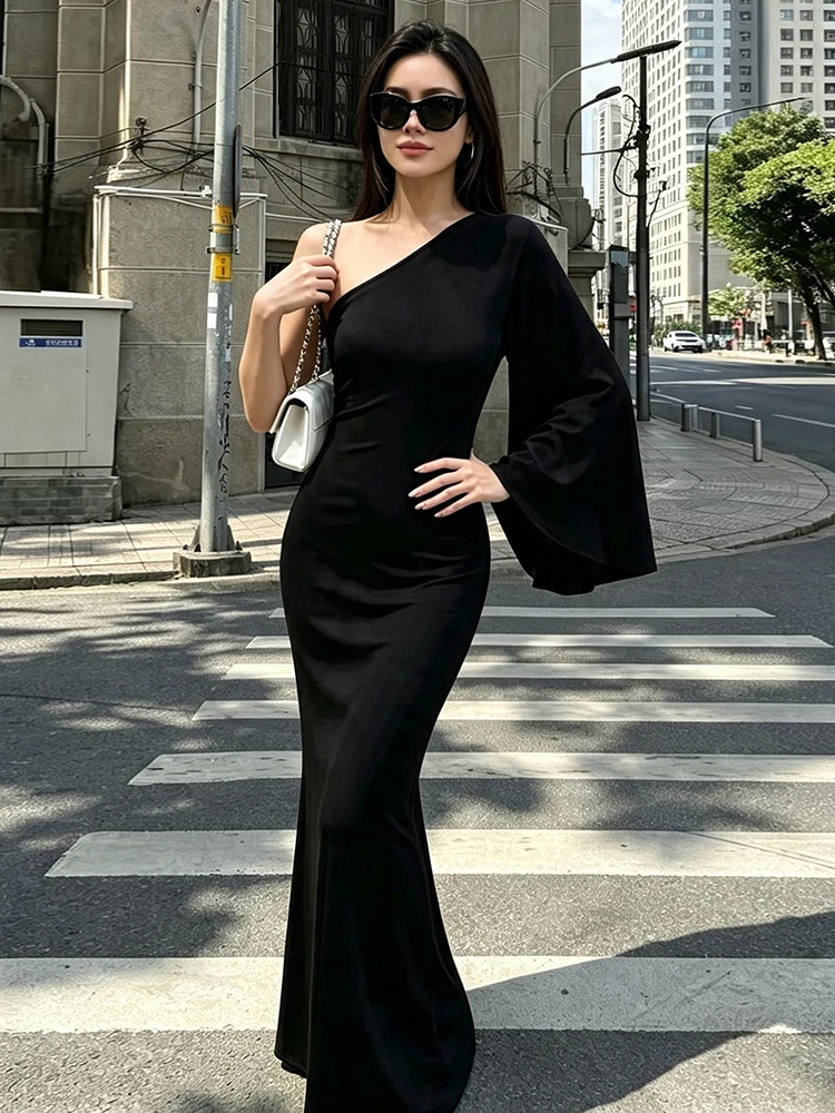 Weird Puss Elegantes Kleid mit schrägem Kragen, Damenmode, schlicht, mit einem Glockenärmel, Stretch, figurbetont, schick, klassisch, für Party, Club, lang, Bodycon – Detail 4