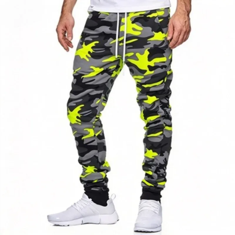 Unisex Camo Jogginghose mit weißem Kordelzug am Bund, lässige Camouflage-Hose für Herren und Damen, Outdoor-Sport-Sweatpants, mehrfarbig – Detail 3