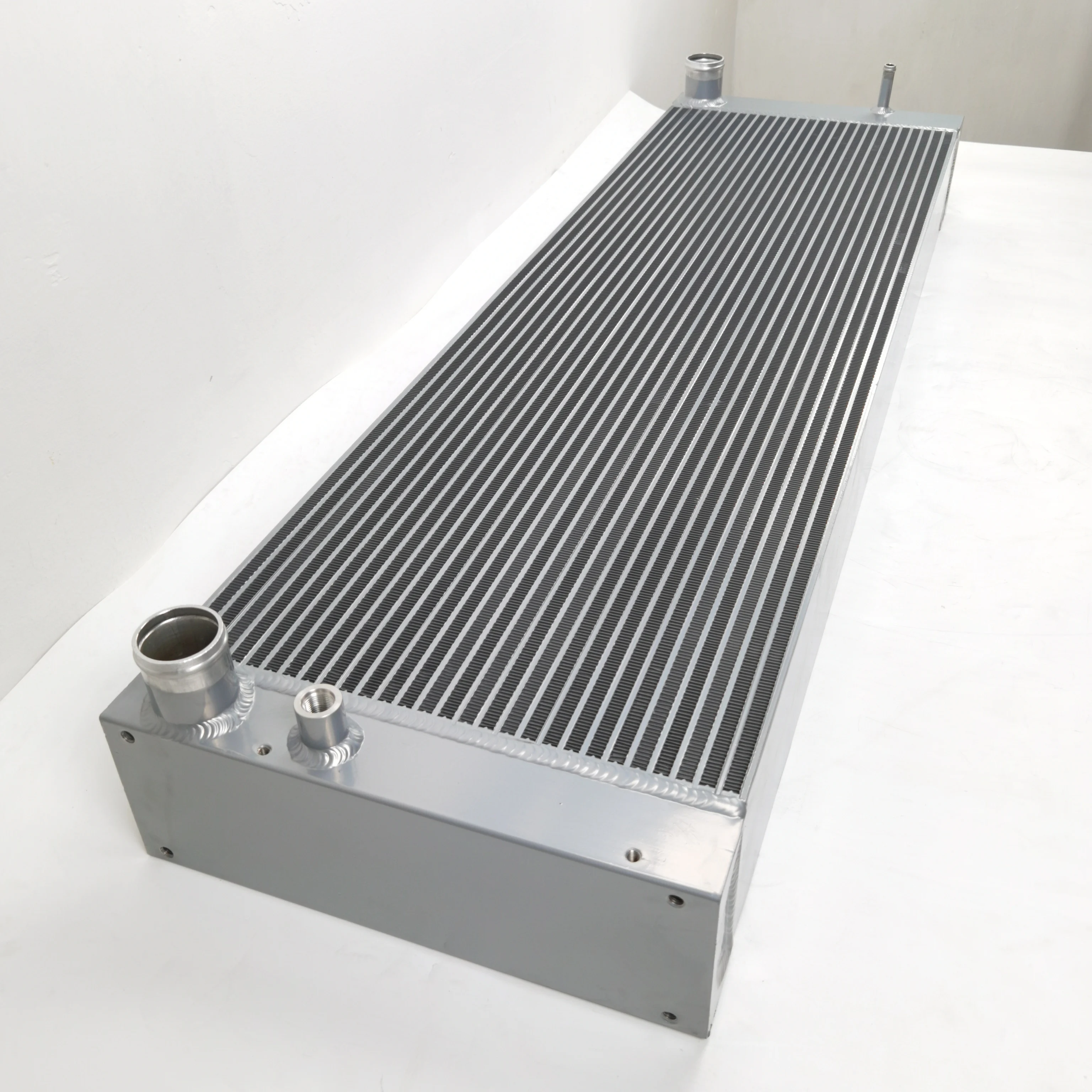 

Aluminum Radiator 258-2162 287-5673 232-4491 2582162 2875673 2324491 Hydraulic Oil Cooler Radiator for 973C Track Loader Engine
