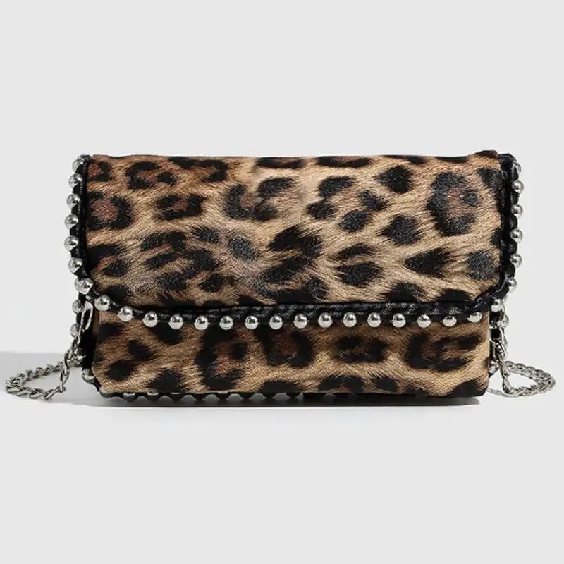 2025 otoño nueva moda y versátil estampado de leopardo hombro de gama alta cadena de perlas bolso cruzado Casual