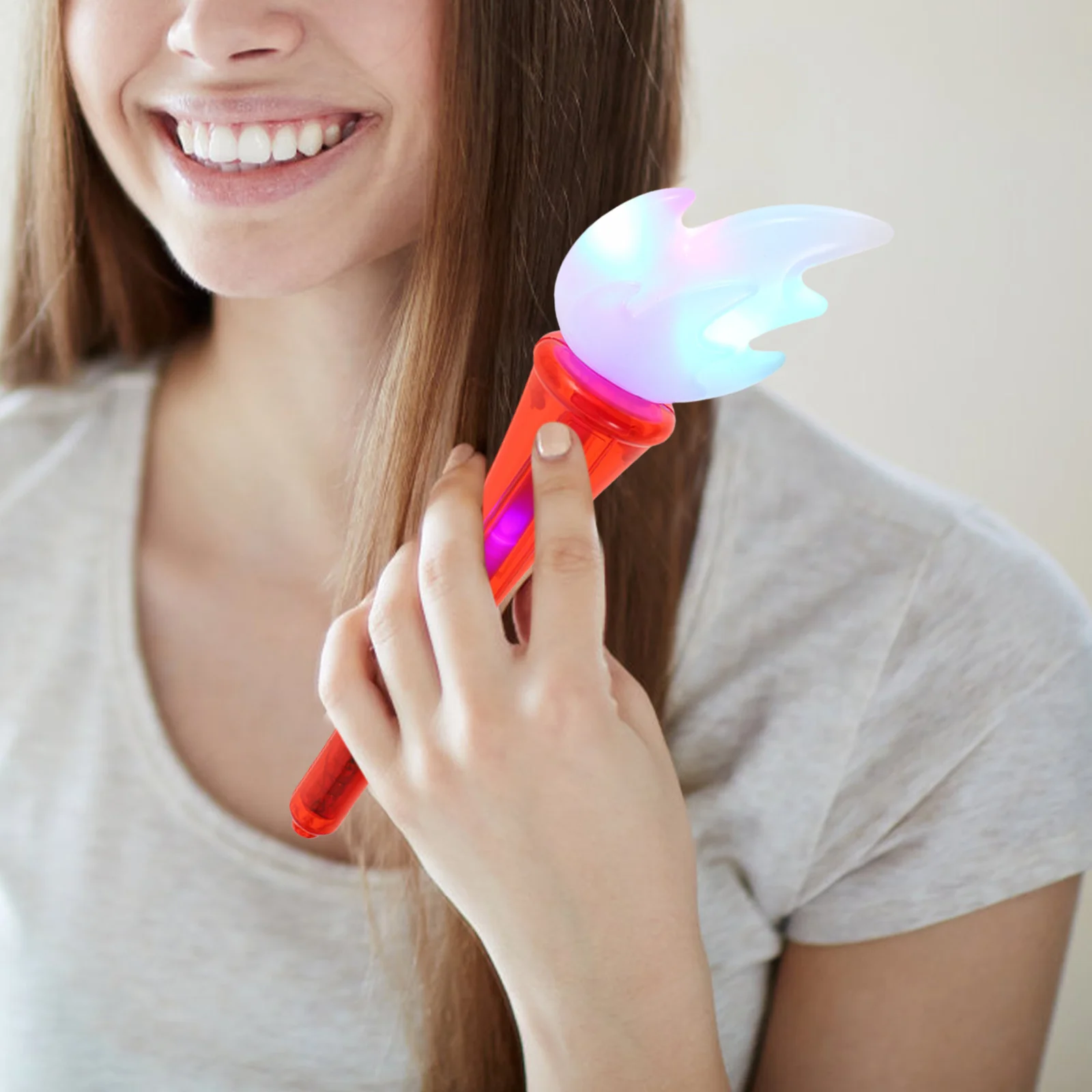 عصا مضيئة تعمل بشعلة محاكاة متوهجة مع أضواء وامضة لتزيين المهرجانات #1