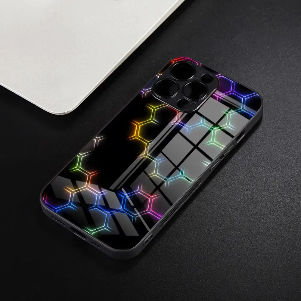 حافظة هاتف ثلاثية الأبعاد على شكل قرص العسل لهاتف آيفون 16 15 14 Pro 13 12 11 Mini XR Max 6 8 7 Plus SE 2022 تصميم زجاجي كوف